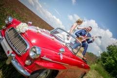 auto-veterán-na-svatbě