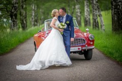 foto-u-starého-svatebního-auta